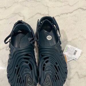 CROCS Men's Dark Blue Sandals